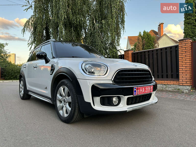 Хэтчбек MINI Countryman 2018 в 