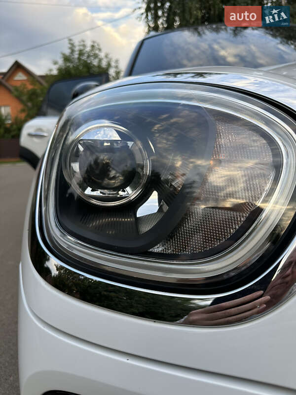 Хэтчбек MINI Countryman 2018 в Киеве фото 23 Хэтчбек MINI Countryman 2018 в Киеве