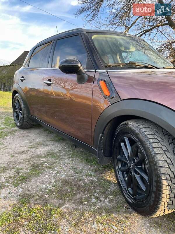 Внедорожник / Кроссовер MINI Countryman 2015 в Киеве
