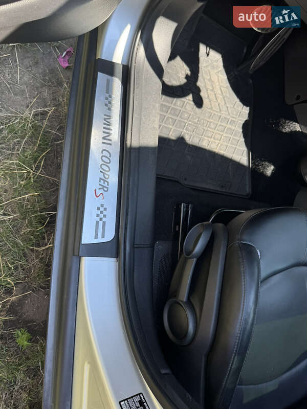 Внедорожник / Кроссовер MINI Countryman 2014 в Киеве фото 16 Внедорожник / Кроссовер MINI Countryman 2014 в Киеве