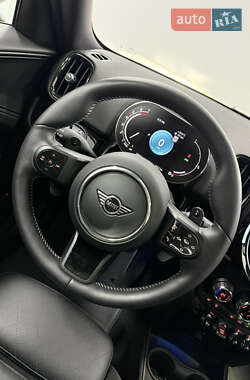 Внедорожник / Кроссовер MINI Countryman 2023 в 
