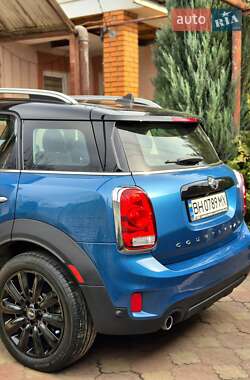 Хэтчбек MINI Countryman 2017 в 