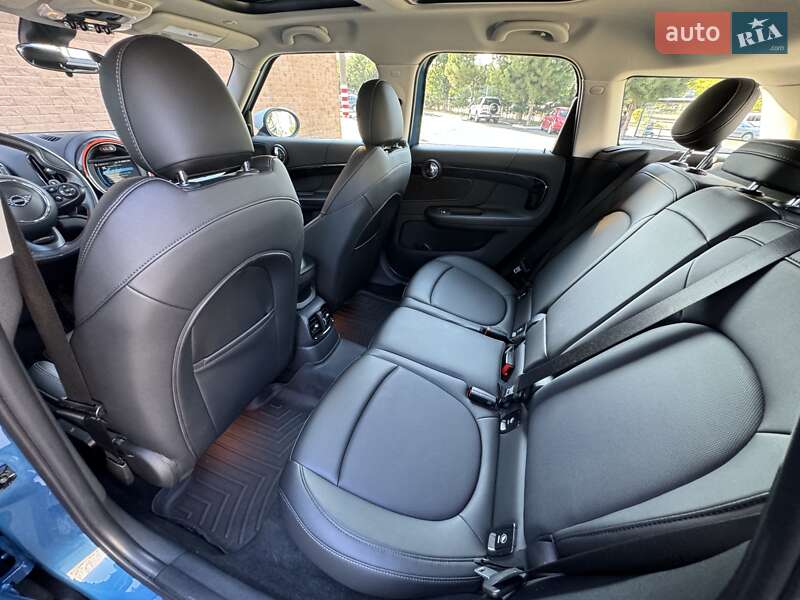 Хэтчбек MINI Countryman 2019 в Одессе фото 24 Хэтчбек MINI Countryman 2019 в Одессе