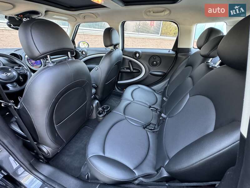Внедорожник / Кроссовер MINI Countryman 2015 в Одессе