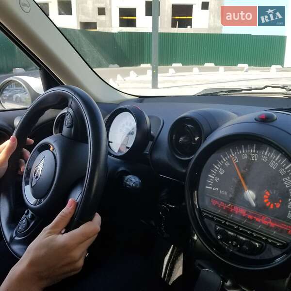 Внедорожник / Кроссовер MINI Countryman 2014 в Харькове