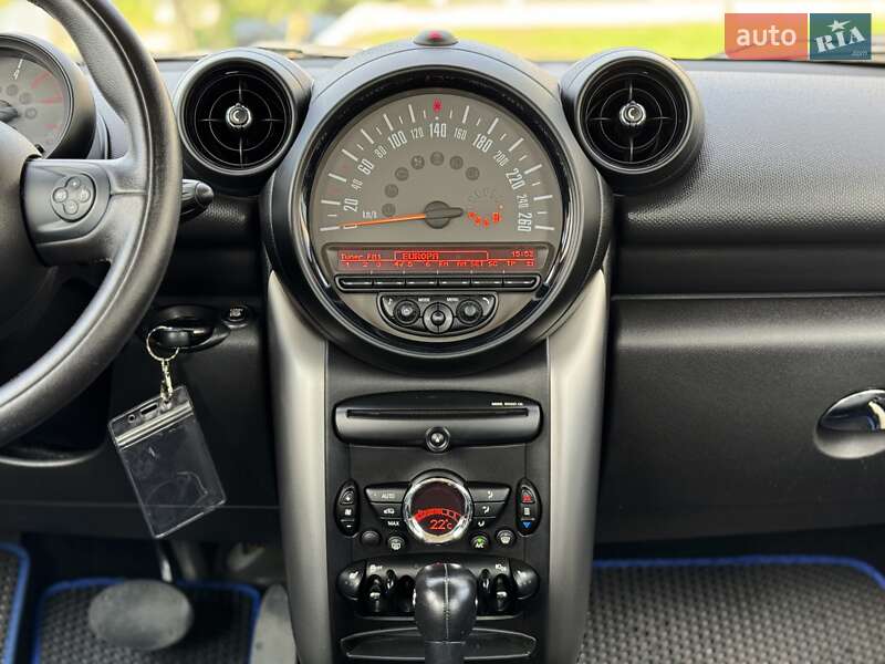 Внедорожник / Кроссовер MINI Countryman 2015 в Днепре фото 28 Внедорожник / Кроссовер MINI Countryman 2015 в Днепре