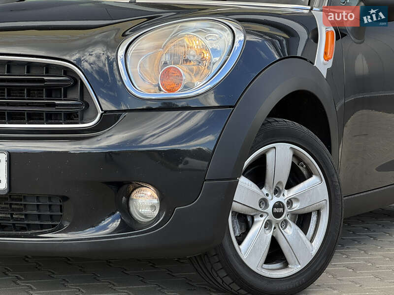 Внедорожник / Кроссовер MINI Countryman 2015 в Киеве