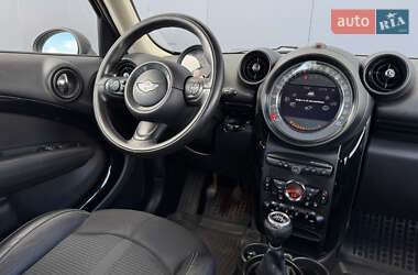 Внедорожник / Кроссовер MINI Countryman 2015 в 