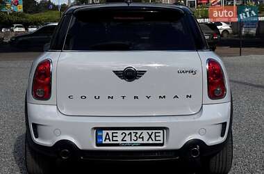 Внедорожник / Кроссовер MINI Countryman 2015 в 