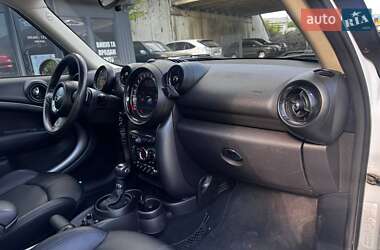 Внедорожник / Кроссовер MINI Countryman 2015 в 