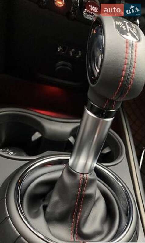 Хэтчбек MINI Countryman 2017 в Киеве