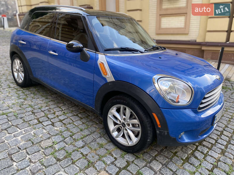Внедорожник / Кроссовер MINI Countryman 2014 в Киеве