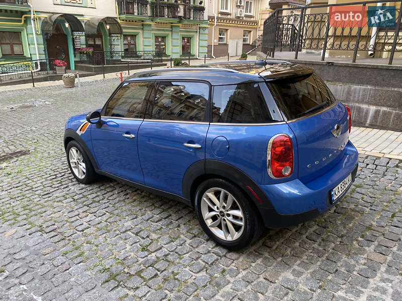 Внедорожник / Кроссовер MINI Countryman 2014 в Киеве