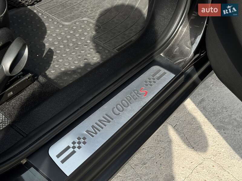 Внедорожник / Кроссовер MINI Countryman 2015 в Днепре