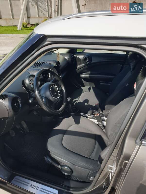 Внедорожник / Кроссовер MINI Countryman 2013 в Тернополе фото 10 Внедорожник / Кроссовер MINI Countryman 2013 в Тернополе