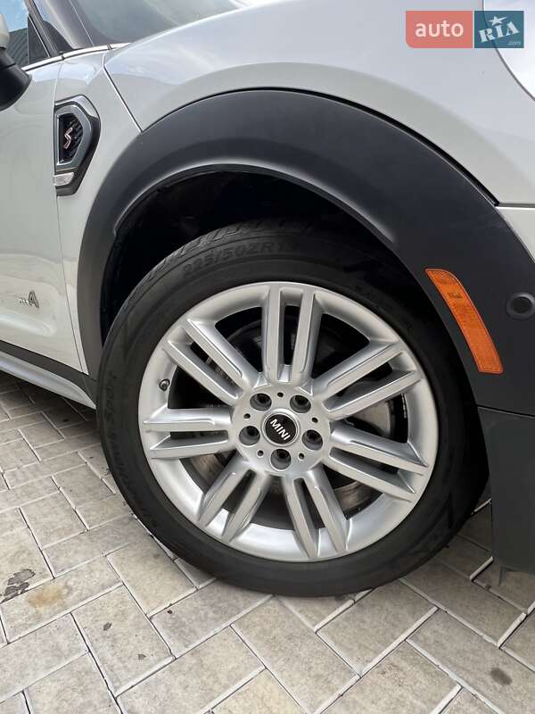 Позашляховик / Кросовер MINI Countryman 2023 в Первомайську