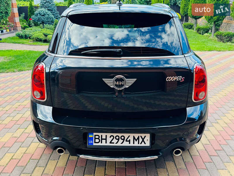 Внедорожник / Кроссовер MINI Countryman 2015 в Киеве
