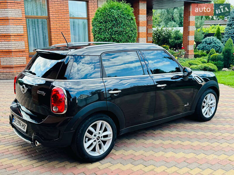Внедорожник / Кроссовер MINI Countryman 2015 в Киеве