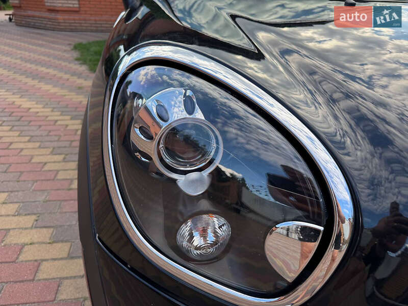 Внедорожник / Кроссовер MINI Countryman 2015 в Киеве