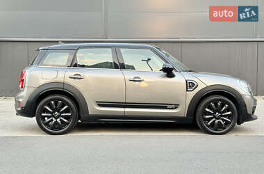 Хэтчбек MINI Countryman 2017 в 