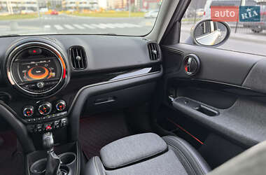 Хэтчбек MINI Countryman 2017 в 