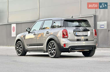 Хэтчбек MINI Countryman 2017 в 