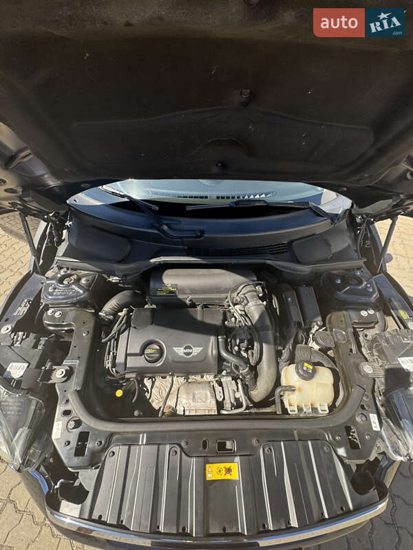 Внедорожник / Кроссовер MINI Countryman 2014 в Черноморске