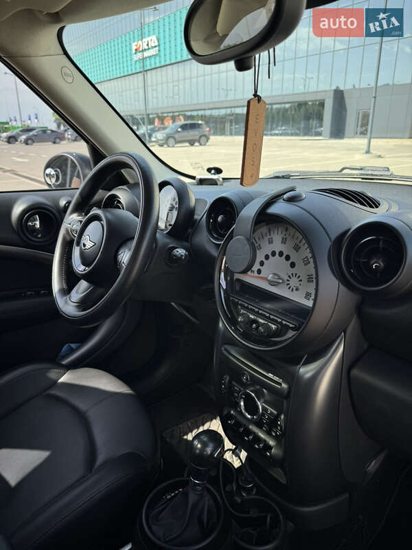 Внедорожник / Кроссовер MINI Countryman 2013 в Львове фото 16 Внедорожник / Кроссовер MINI Countryman 2013 в Львове