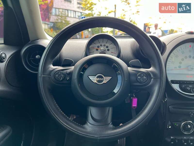 Внедорожник / Кроссовер MINI Countryman 2013 в Киеве