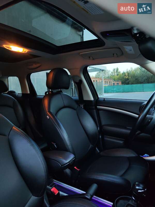Внедорожник / Кроссовер MINI Countryman 2016 в Киеве фото 27 Внедорожник / Кроссовер MINI Countryman 2016 в Киеве