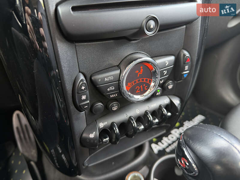 Внедорожник / Кроссовер MINI Countryman 2014 в Киеве