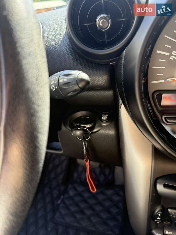 Внедорожник / Кроссовер MINI Countryman 2015 в Ужгороде