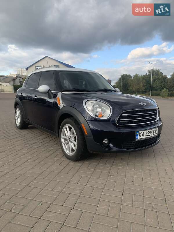 Внедорожник / Кроссовер MINI Countryman 2015 в 