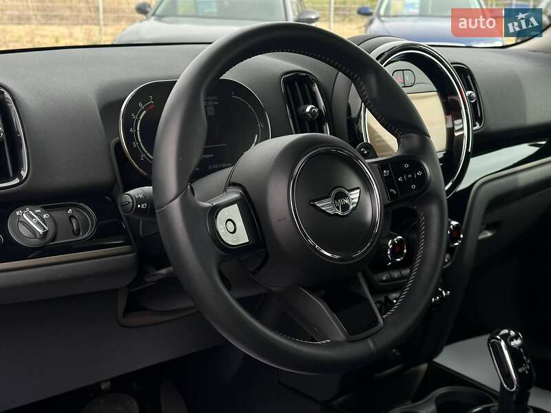Внедорожник / Кроссовер MINI Countryman 2022 в Одессе