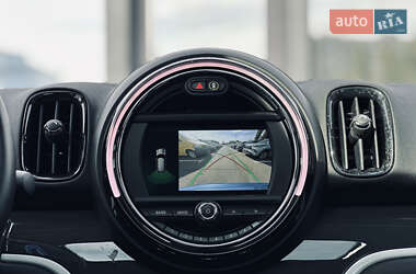 Хэтчбек MINI Countryman 2019 в 
