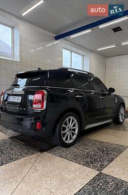 Хэтчбек MINI Countryman 2018 в 