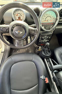 Внедорожник / Кроссовер MINI Countryman 2014 в 