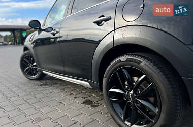 Внедорожник / Кроссовер MINI Countryman 2015 в 