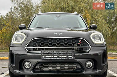 Внедорожник / Кроссовер MINI Countryman 2021 в 
