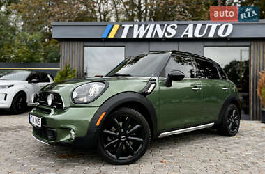 Внедорожник / Кроссовер MINI Countryman 2016 в 