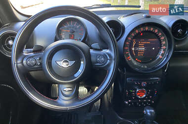 Внедорожник / Кроссовер MINI Countryman 2016 в 