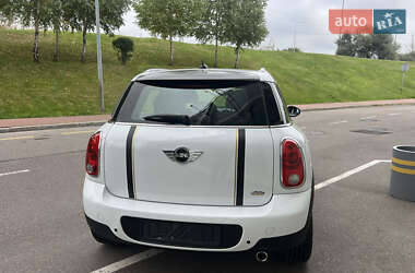 Внедорожник / Кроссовер MINI Countryman 2016 в 