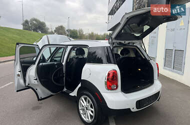 Внедорожник / Кроссовер MINI Countryman 2016 в 