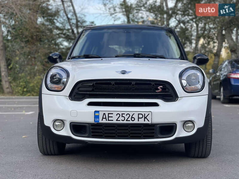 Внедорожник / Кроссовер MINI Countryman 2016 в Киеве