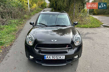Позашляховик / Кросовер MINI Countryman 2015 в 