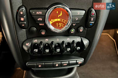 Позашляховик / Кросовер MINI Countryman 2012 в  фото 33 Позашляховик / Кросовер MINI Countryman 2012 в