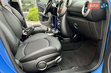 Позашляховик / Кросовер MINI Countryman 2012 в  фото 43 Позашляховик / Кросовер MINI Countryman 2012 в