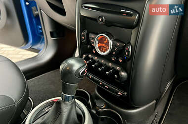 Позашляховик / Кросовер MINI Countryman 2012 в  фото 49 Позашляховик / Кросовер MINI Countryman 2012 в