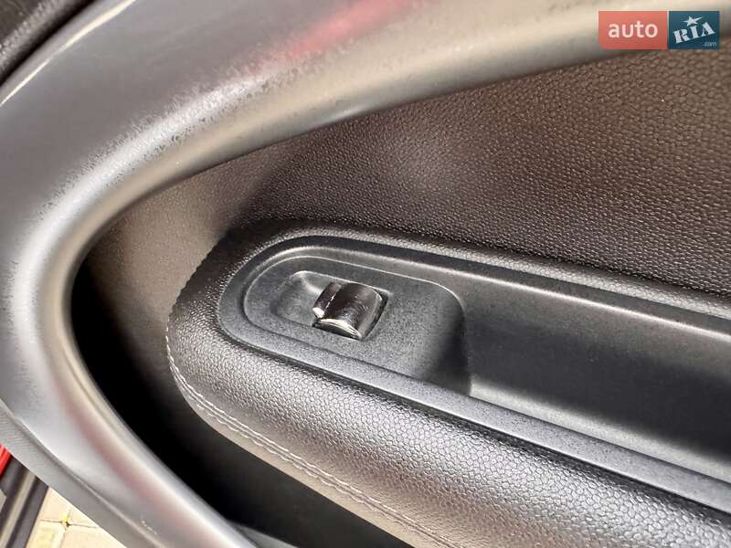 Позашляховик / Кросовер MINI Countryman 2014 в Одесі фото 54 Позашляховик / Кросовер MINI Countryman 2014 в Одесі