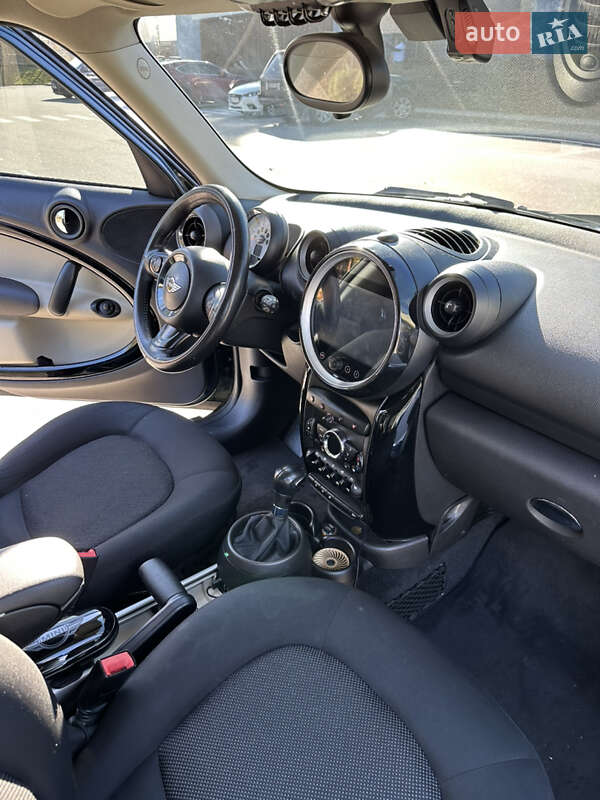 Внедорожник / Кроссовер MINI Countryman 2012 в Киеве фото 13 Внедорожник / Кроссовер MINI Countryman 2012 в Киеве